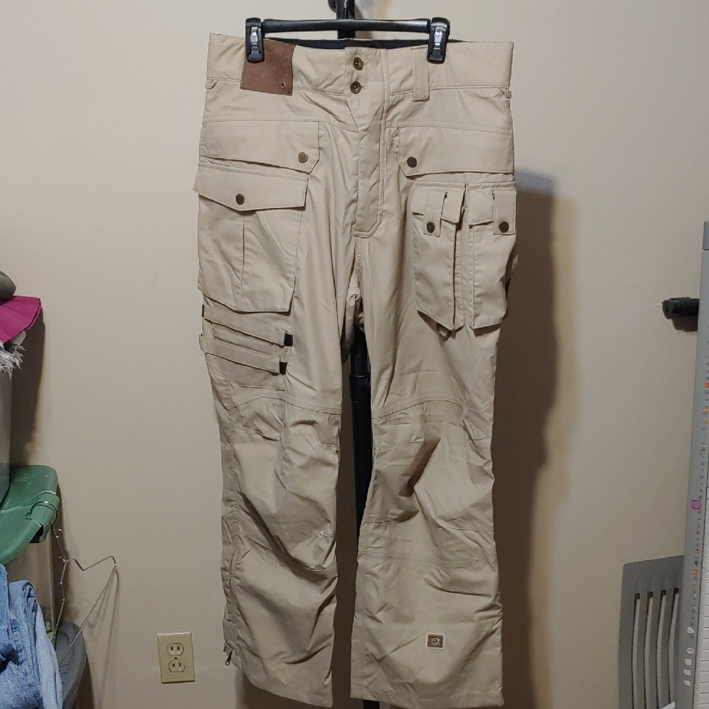 Allyance Men's Beige Cargo Ski Pants NWOT Size L